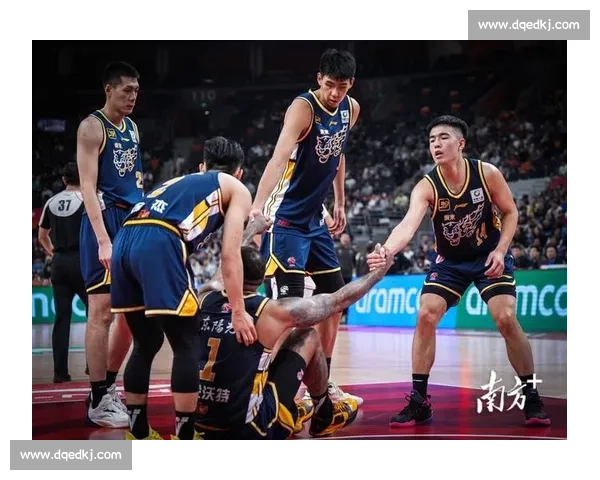 巅峰对决引爆全场篮球焦点之夜见证新王崛起时刻万众瞩目历史瞬间