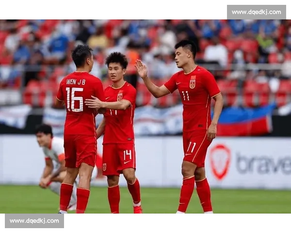 昨日足球赛事精彩回顾与焦点对决全景深度解析报道及赛场英雄表现 - 副本 - 副本 (2)