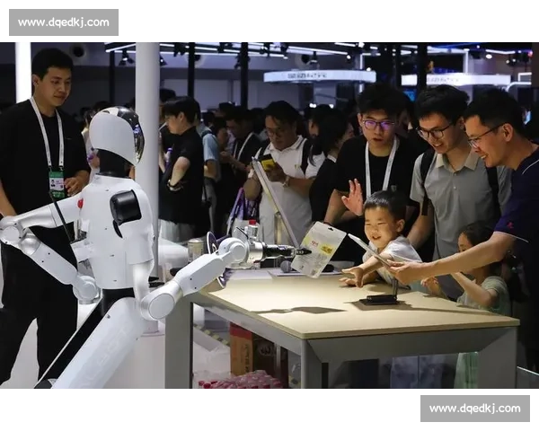 聚焦赛事直播打造沉浸式互动观赛新体验平台引领体育传播新浪潮向 - 副本 (2)