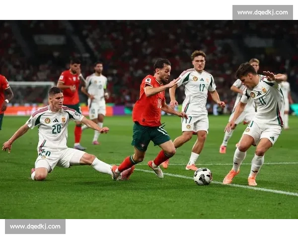 足球世界杯究竟是什么全球最盛大的体育赛事解读八年一度巅峰对决 - 副本 (7) - 副本 - 副本